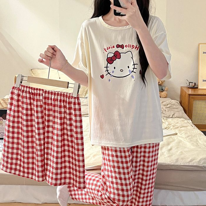 En nombre de la nube de algodón de tres piezas de verano nuevos pijamas de dibujos animados de mujer cuello redondo pantalones cortos de manga corta pantalones traje de servicio a domicilio