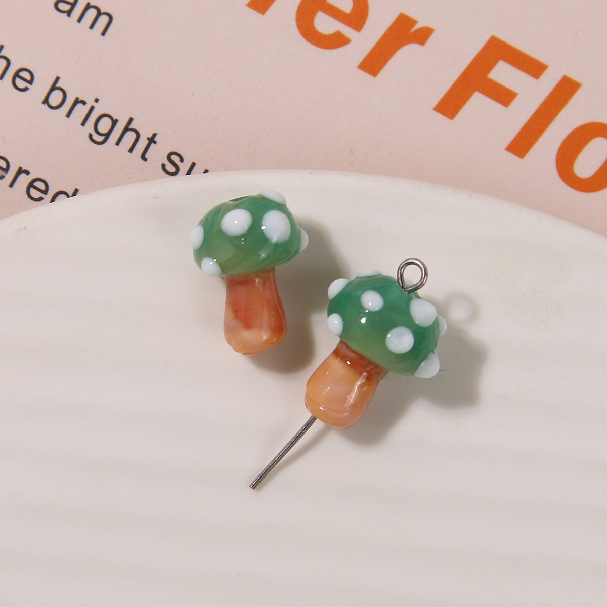 3g Weight Beads Jewelry Making Type 16*12mm Jewelry Making Size DIY Jewelry Accessories Classification 1 Piece Quantity glass Material Mushroom Pattern Polishing Design Casual, Sweet, Simple Style Style 1 Piece 16*12mm Glass Mushroom Beads 12