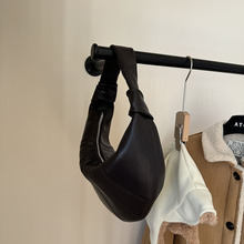 Ƥ͹ţǰСƤμҸᷨʽsŮ