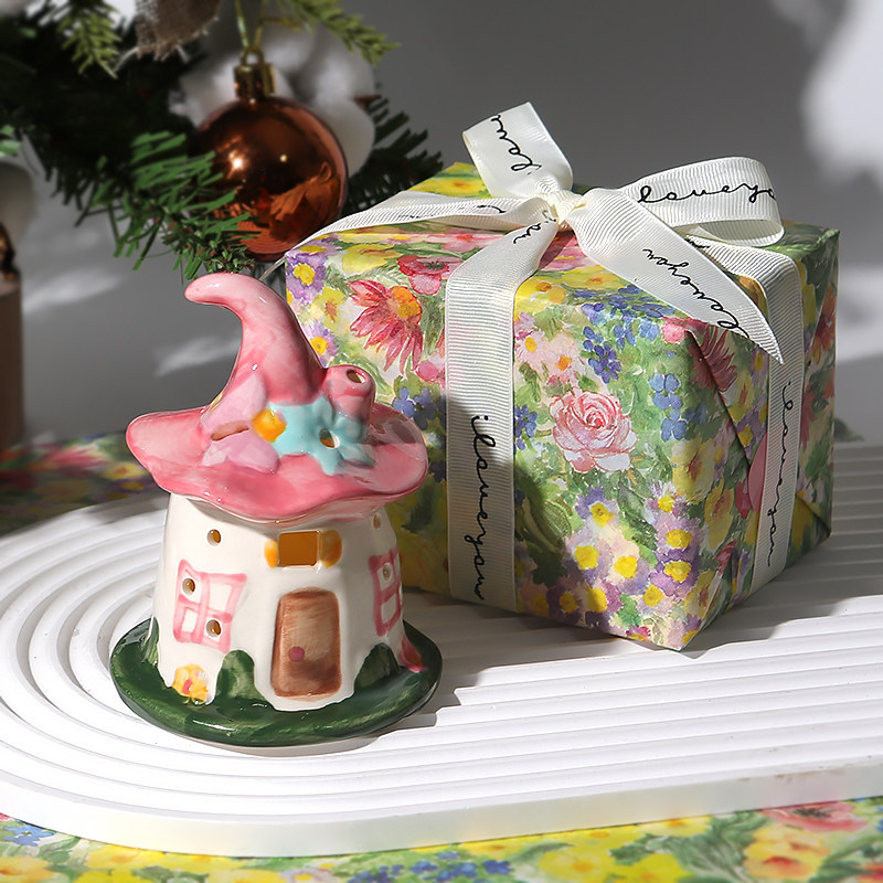 La atmósfera de la casa mágica, luces nocturnas, decoraciones de escritorio, regalos de cumpleaños para las niñas y amigas, Navidad.