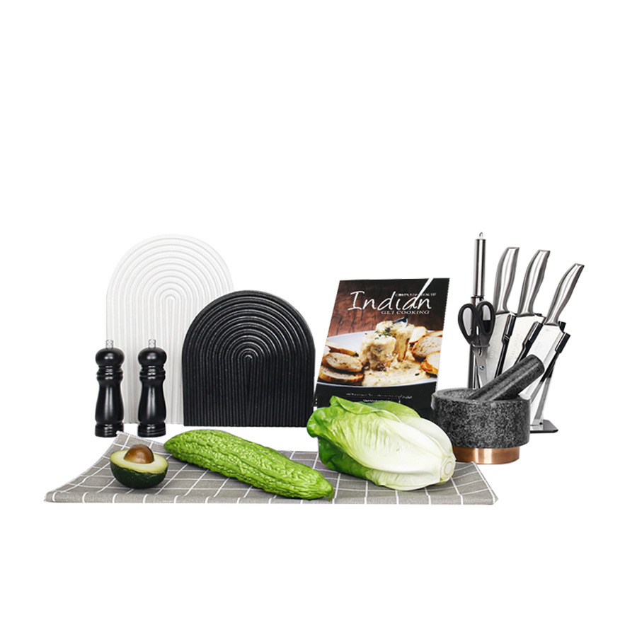 Modelo moderno simple decoración de cocina combinación de decoración suave utensilios de cocina tabla de corte tabla de verduras floral sala de exposiciones props