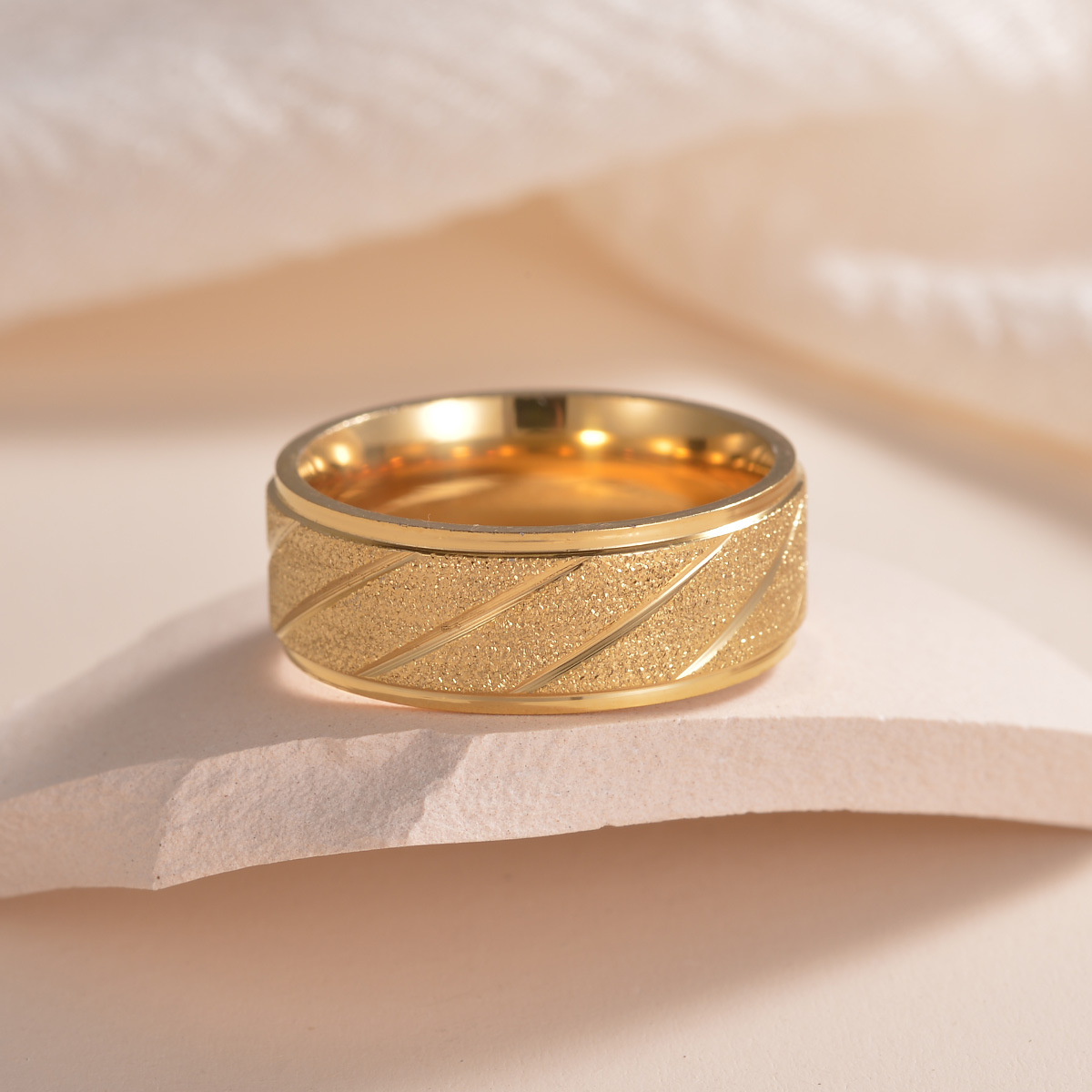 New matte bevel personalized design men's wedding ring simple fashion explosion_voghion.com