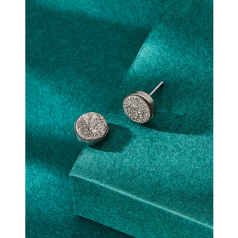 S925 pendientes redondos de plata esterlina de los hombres de moda personalizada nicho de alto grado pendientes de racimo de cristal pendientes de los hombres negros de las mujeres