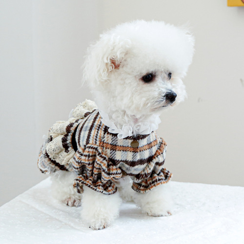 Factory direct supply/new products in stock Pet clothes, dog and cat clothing, autumn and winter Maillard woolen skirts
