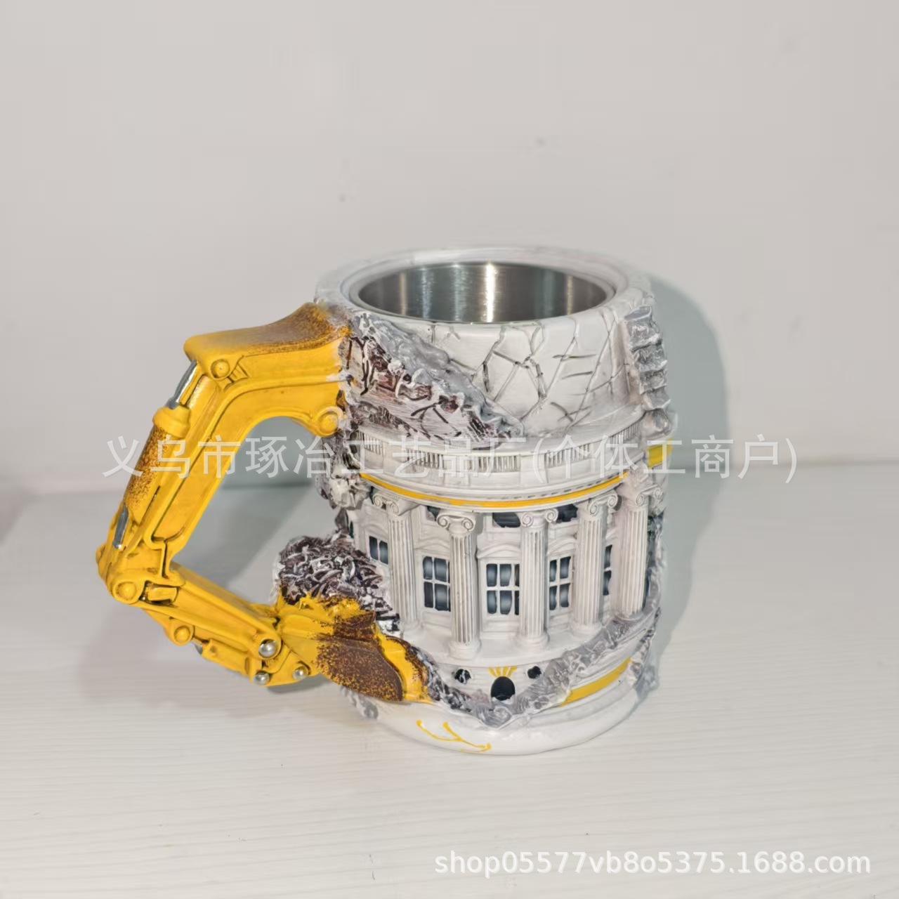 Explosiones transfronterizas V8 V6 motor de resina taza regalos de negocios de Navidad del día de San Valentín 16 * 15 * 14CM