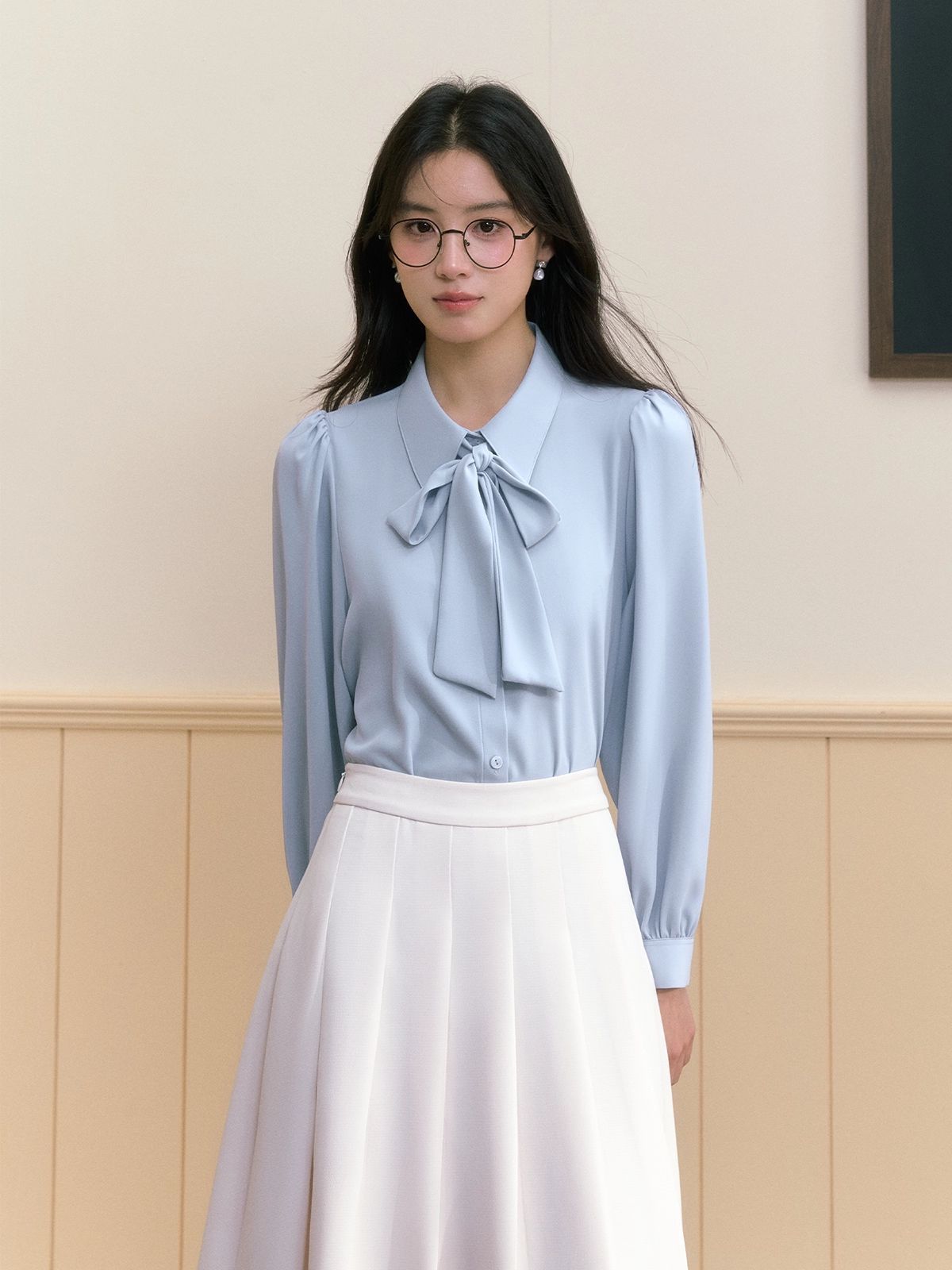 파란색 긴소매