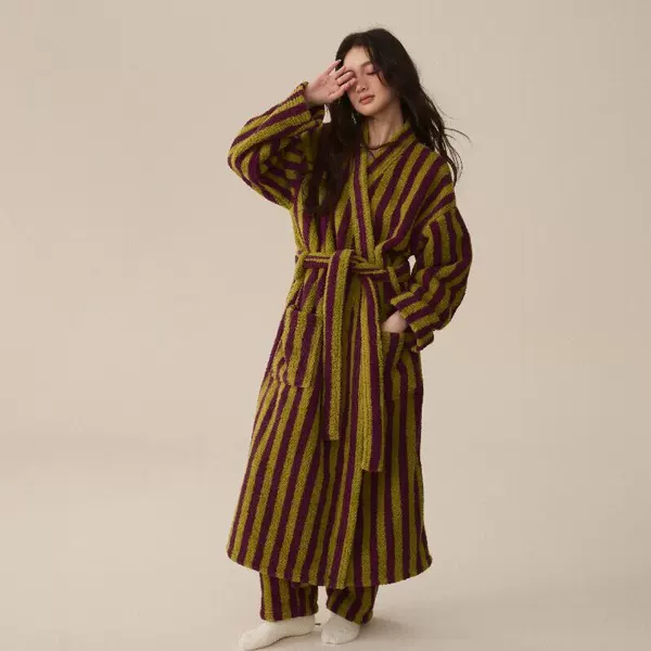 in stock Autumn and Winter New Coral Fleece Thickened Beautiful Fleece Men's and Women's Nightgown Long Bathrobe Couple Pajamas