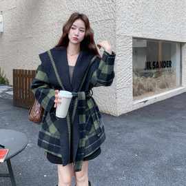 格子大翻领羊毛外套秋冬绿色加厚呢子双面羊绒大衣女新款感