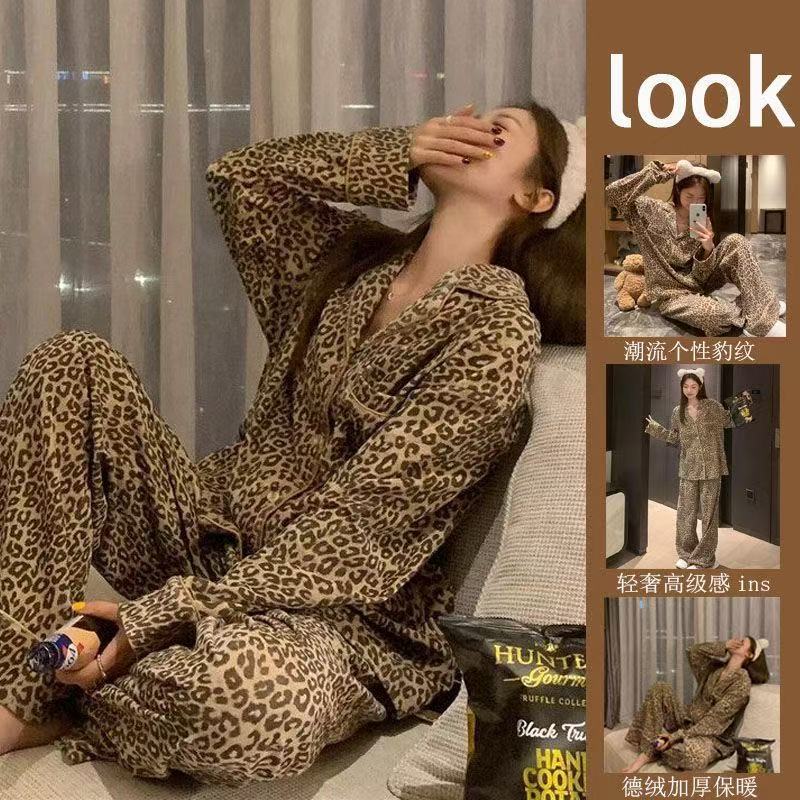 Old Money Style Light Luxury Leopard Print Thermal Pajamas for Women, Autumn and Winter Korean Version, New Thick Long Loungewear for Girls