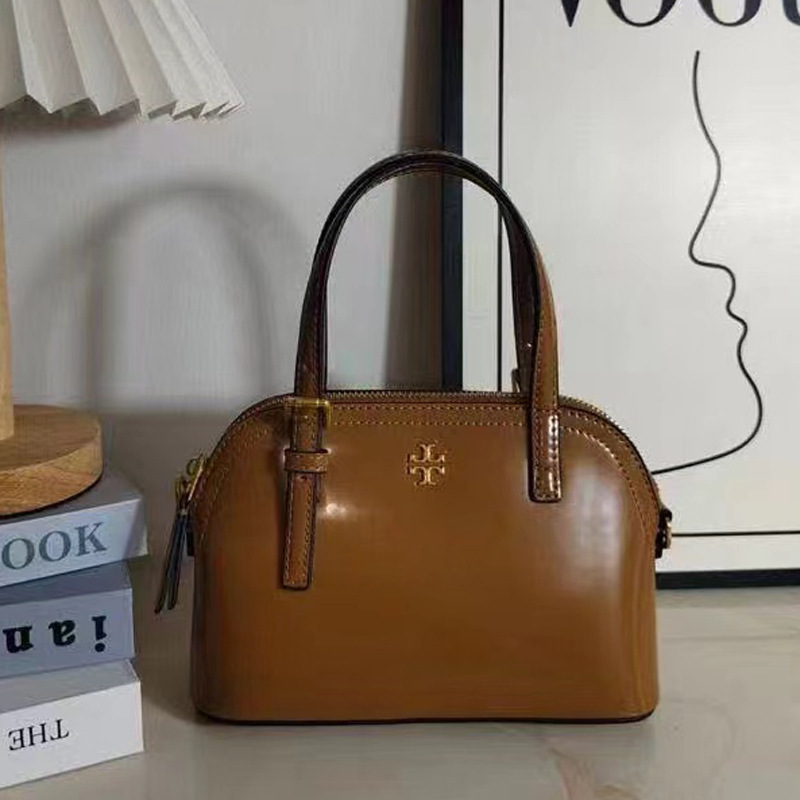 Tortyburch 新しいクラシックレトロシェルバッグファッショナブルで多用途な老眼フルプリントシングルショルダーポータブルクロスボディレディースバッグ|undefined