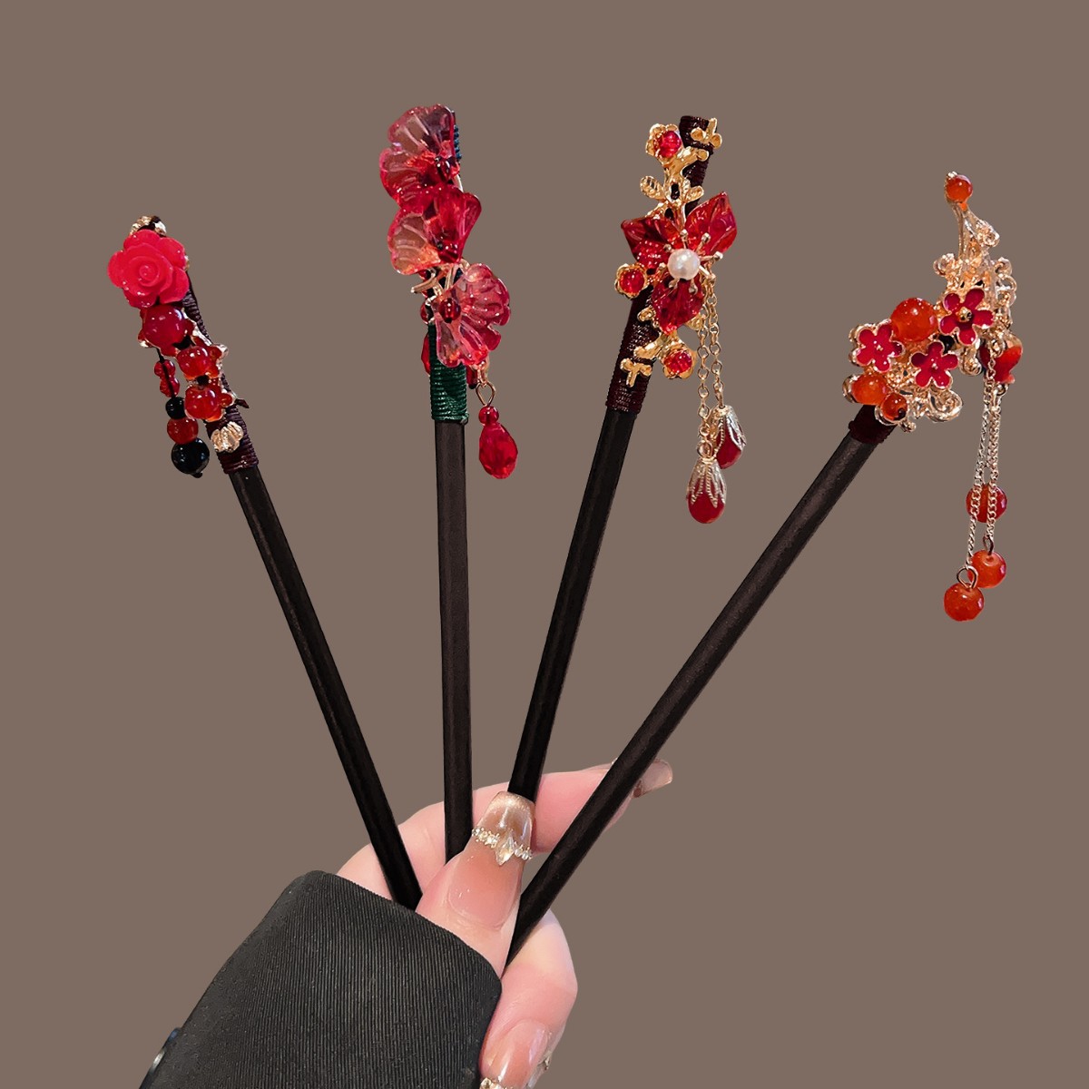 New Chinese-Style Tassel Red Hairpin, Ancient Style High-End Hairpin, Women's Hair Accessory for Bun Hairstyles