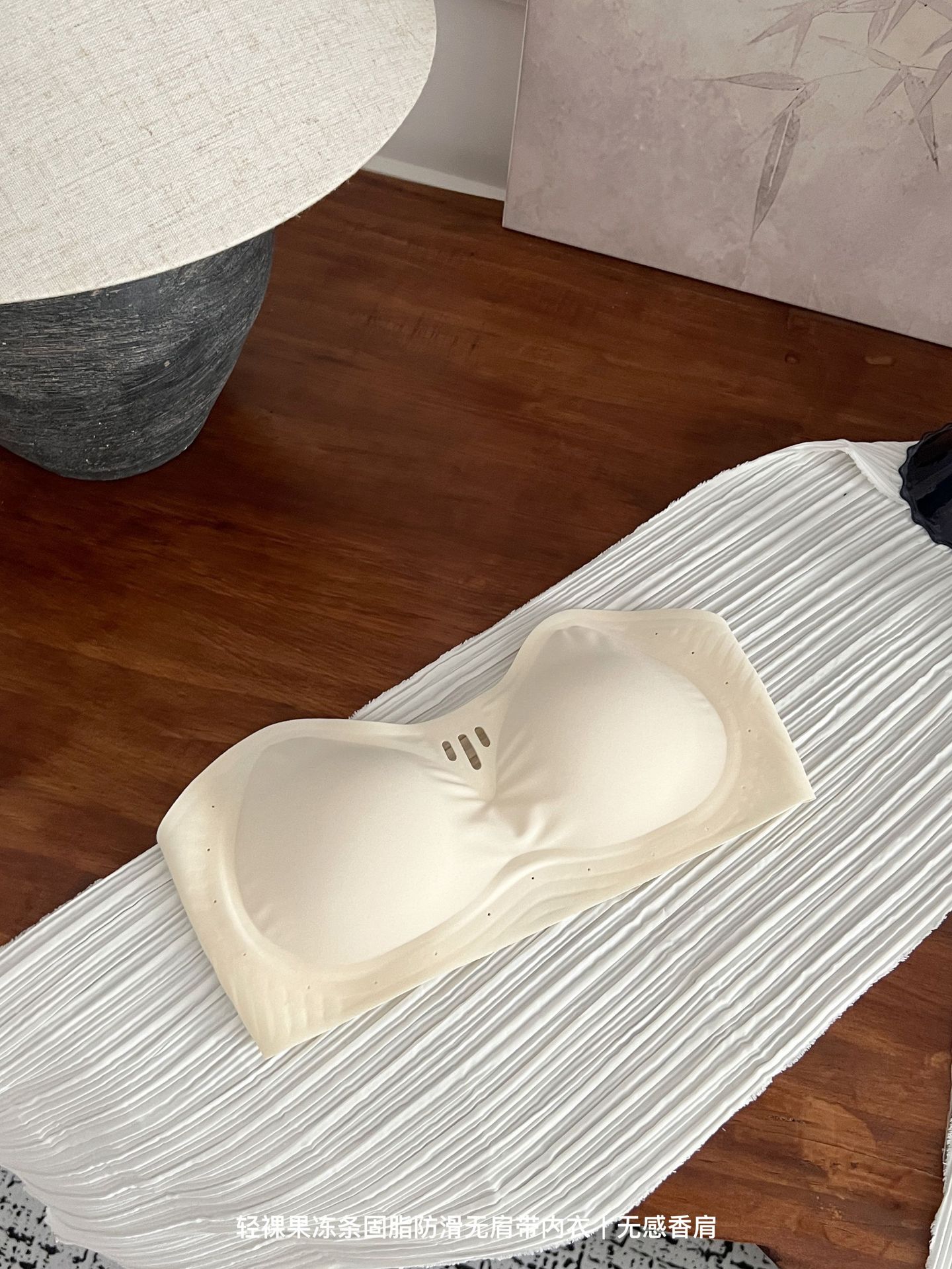 Venta directa de fábrica comercio electrónico transfronterizo sudeste asiático Vietnam Tailandia señoras hombros no inducen sujetador antideslizante de gelatina