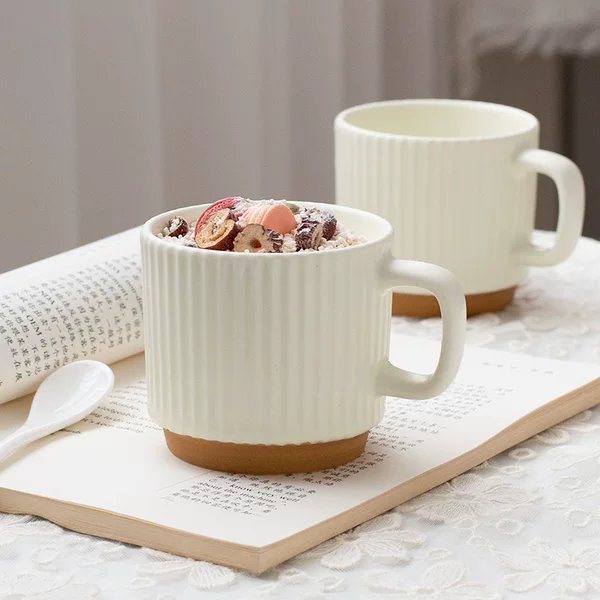 Wholesale ins Wind Net red vertical stripes white Brown splicing ceramic mug logo creative water cup can be set