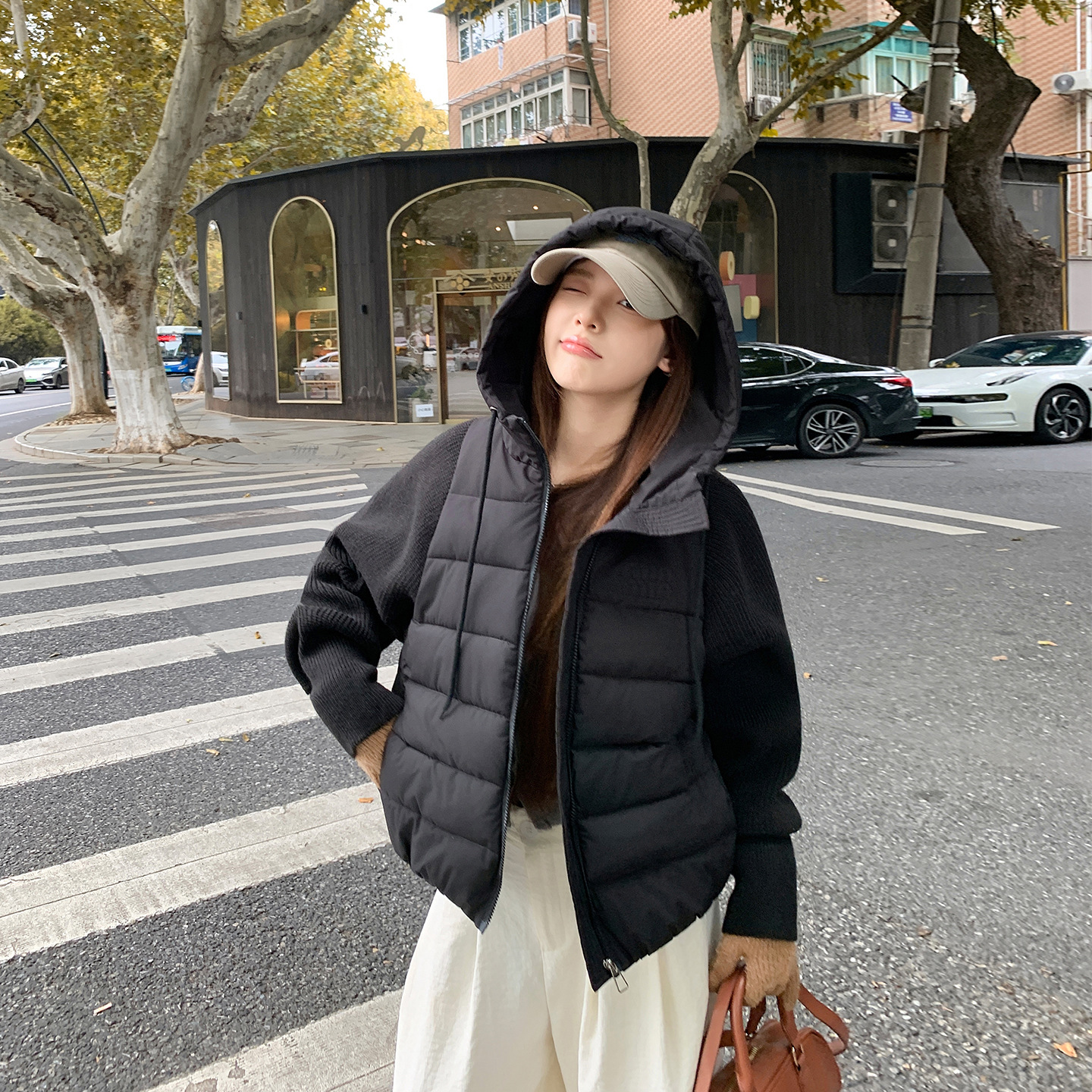 Suéter de punto ligero y delgado, manga de algodón empalmado, ropa corta de mujer, dos piezas falsas de otoño y invierno, nueva chaqueta de algodón de moda, abrigo image 4
