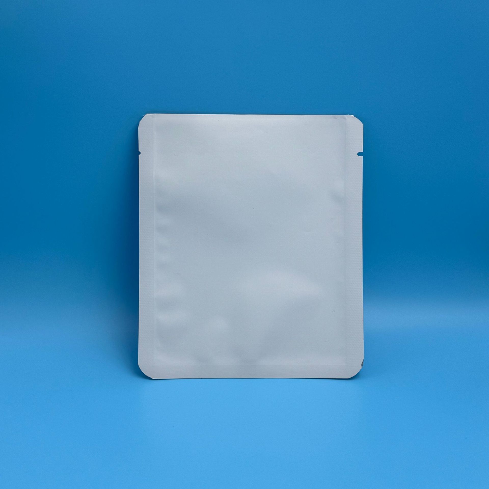 El café en polvo se empaqueta individualmente