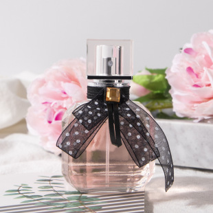 С��������Ʒ�Ʒ��D����Ůʿ��ˮ������Ȼ�־õ���ˮ�������{50ml