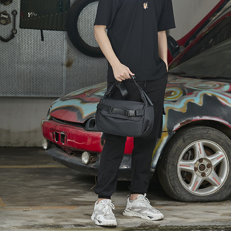 Umhängetasche, klassische Umhängetasche für Herren der Modemarke, leichter und vielseitiger Rucksack, kleine Umhängetasche_voghion.com