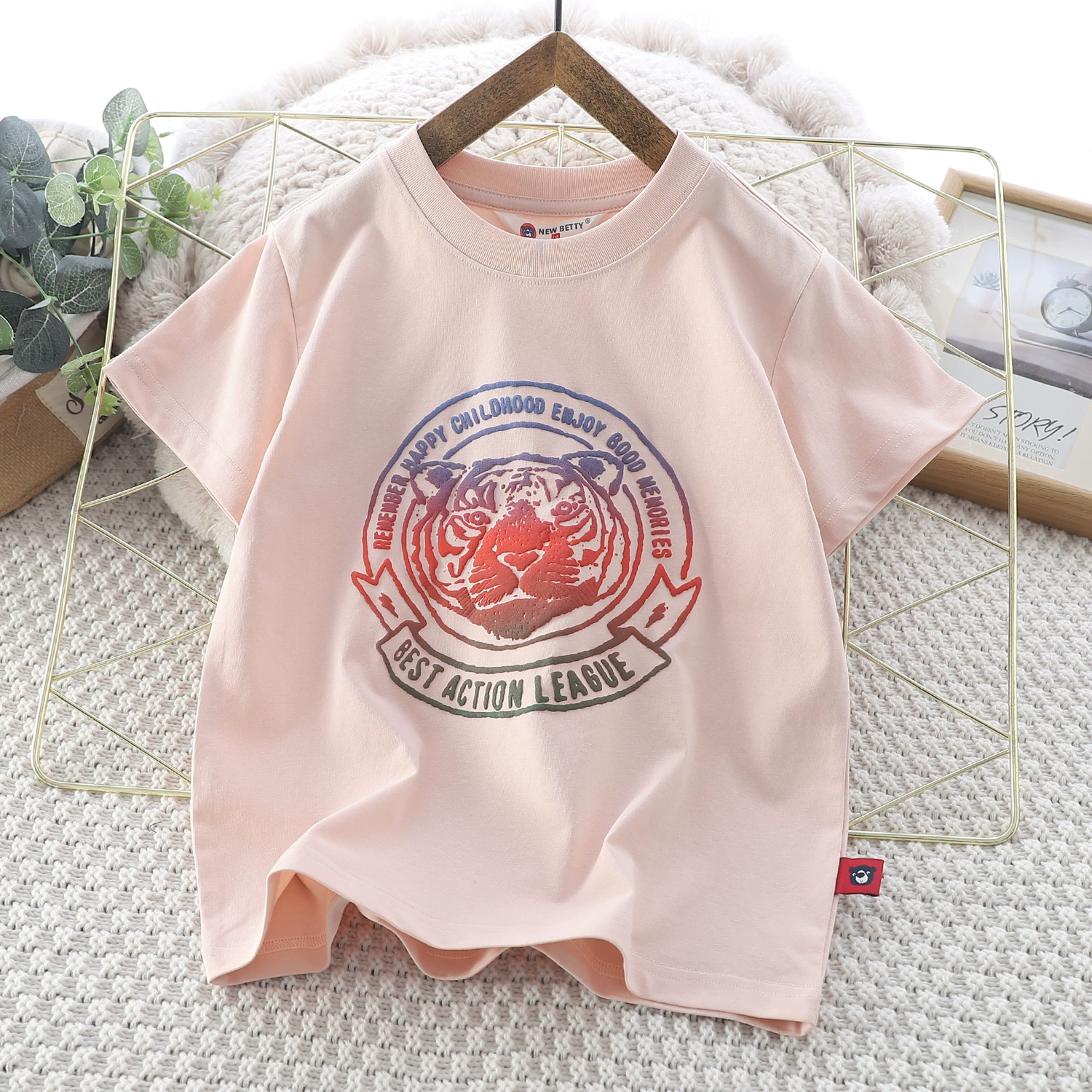 Summer children's cotton body-friendly T-shirt, with short sleeve, for teenagers