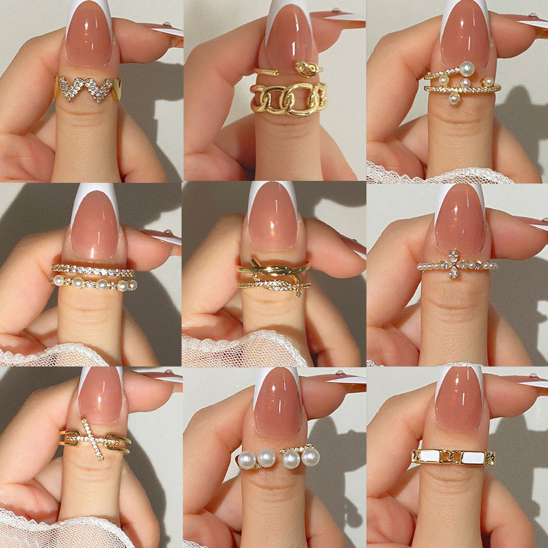 fashionable adjustable ring with letters with bow