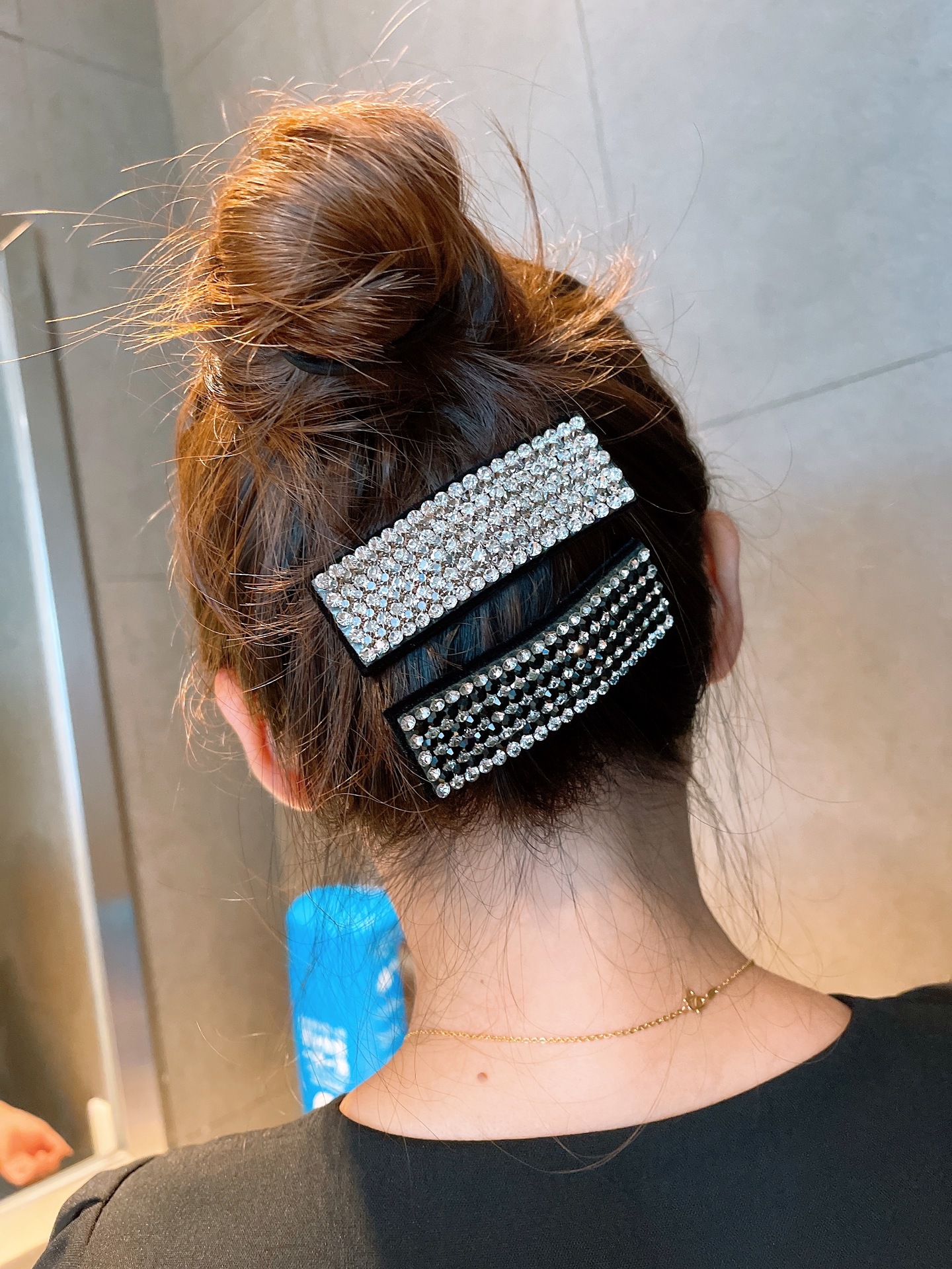 Korean Net Celebrities With The Same Paragraph Retro Rhinestone Temperament Small Light Luxury Fairy Out All-match Bb Clip Broken Hair Edge Clip display picture 14