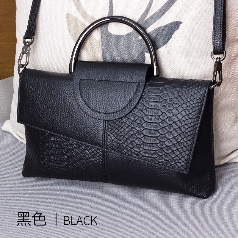 Women's Genuine Leather Clutch 2026 New Arrival Top Grain Cowhide Crossbody Bag Fashion Elegant Banquet Handbag Small Bag - Thumbnail 3
