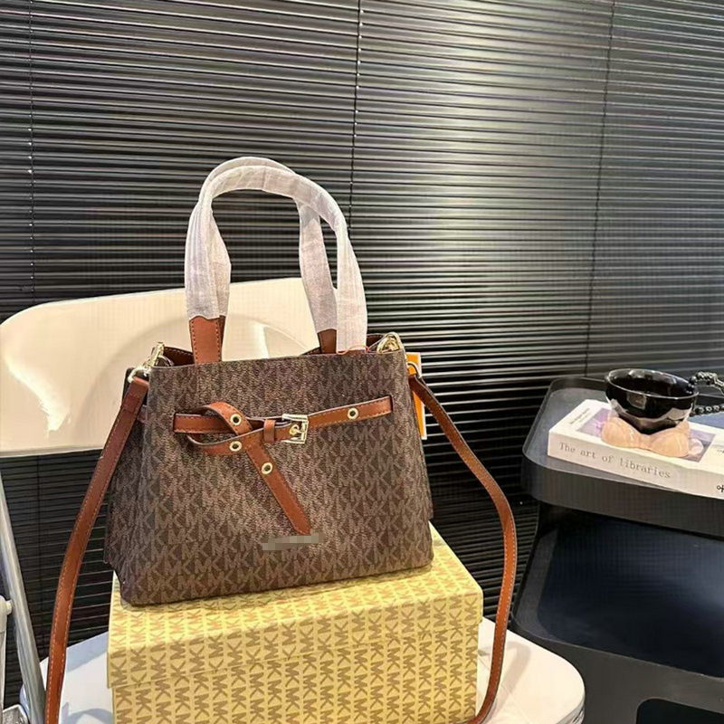 Böyük Tutumlu Qadın Çantası - Gündəlik İş Üçün Universal Tote