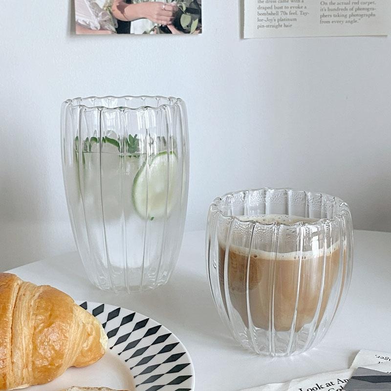 跨境時尚雙層高硼硅玻璃豎紋杯 大容量家用隔熱牛奶杯辦公咖啡杯