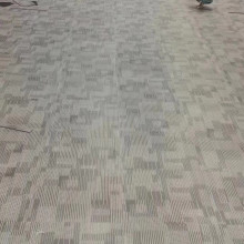 办公室方块PVC地胶地毯片材石塑地板厂家批发乙烯基地板砖LVT地板