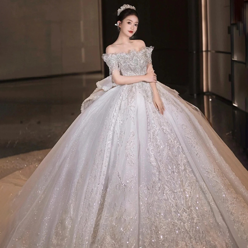 Francia vestido de novia principal 2026 nuevo vestido de novia principal textura alta una palabra hombro industria pesada gran tamaño pequeño D112