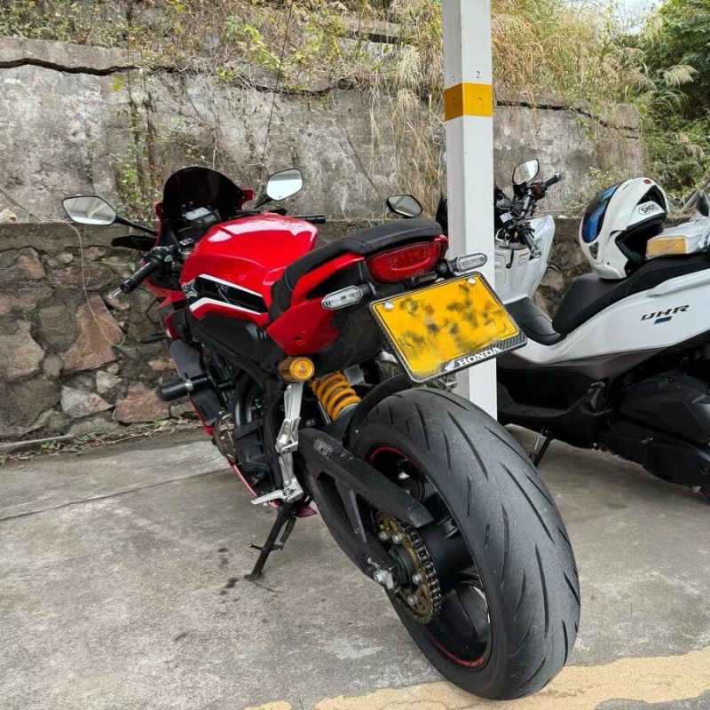 Suitable for Honda Cbr650R Cb650R 2021-2025 Modified Short Tail License Plate Holder Foldableable License Plate Holder