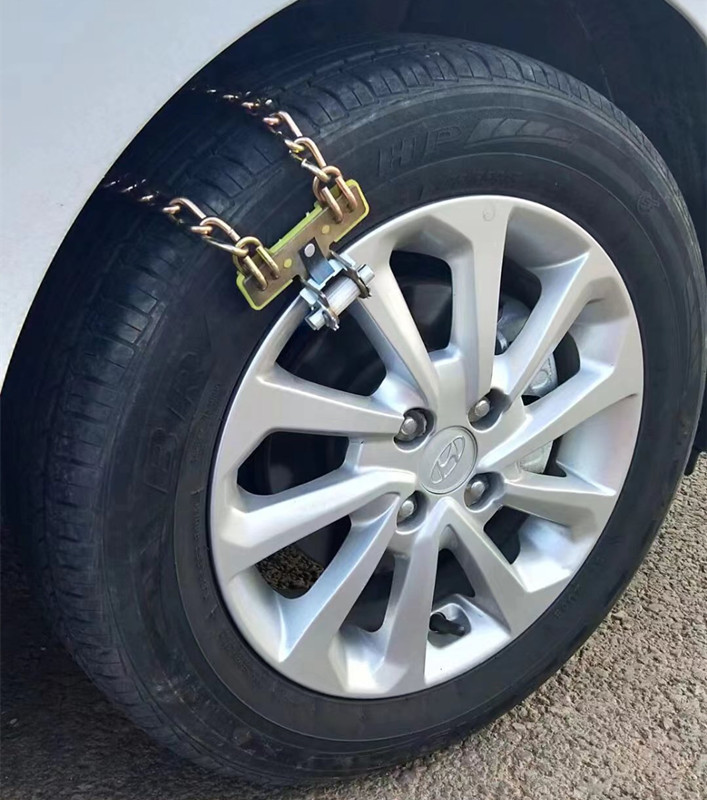 Universal – Tire snow chain for Cars, SUVs - universal-two-chain-large-235-275-one-piece