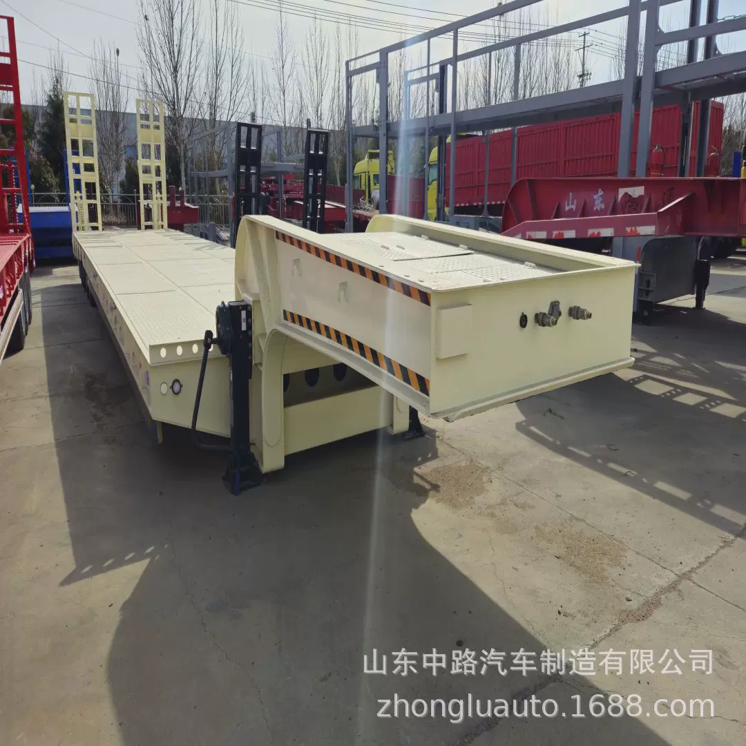 厂家直销跨境供应钩机板半挂车工程车辆运输半挂车多轴低平板挂车