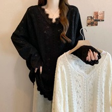 春秋装300斤大码洋气减龄V领宽松胖MM中长款遮肉打底长袖蕾丝衫女
