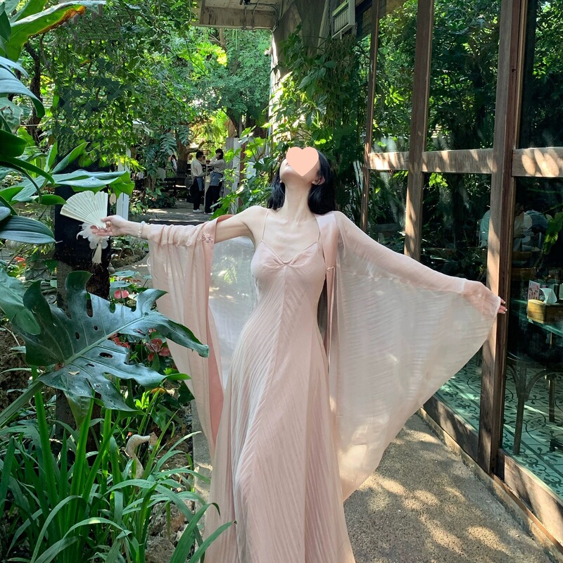 New Chinese-Style Holiday Gentle Pink Suspender Dress, Summer High-End Waist-Cinching Slimming Fairy-Style Long Dress New Chinese-Style Holiday Gentle Pink Suspender Dress, Summer High-End Waist-Cinching Slimming Fairy-Style Long Dress