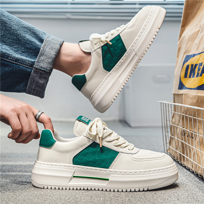 ShoeGlobe Herrenschuhe Herbst/Winter 2025: Modische, weiße Freizeitschuhe mit dicker Sohle – trendige und vielseitige High-End-Sportschuhe._voghion.com