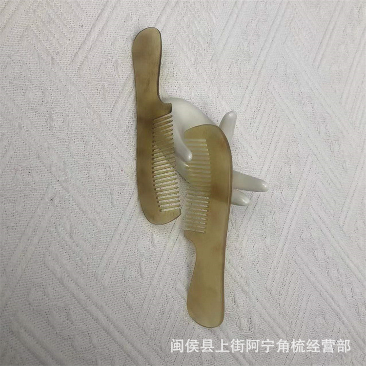 Goat Horn Comb 12cm Medium Handle Fine Tooth Travel Hair Comb quality and texture