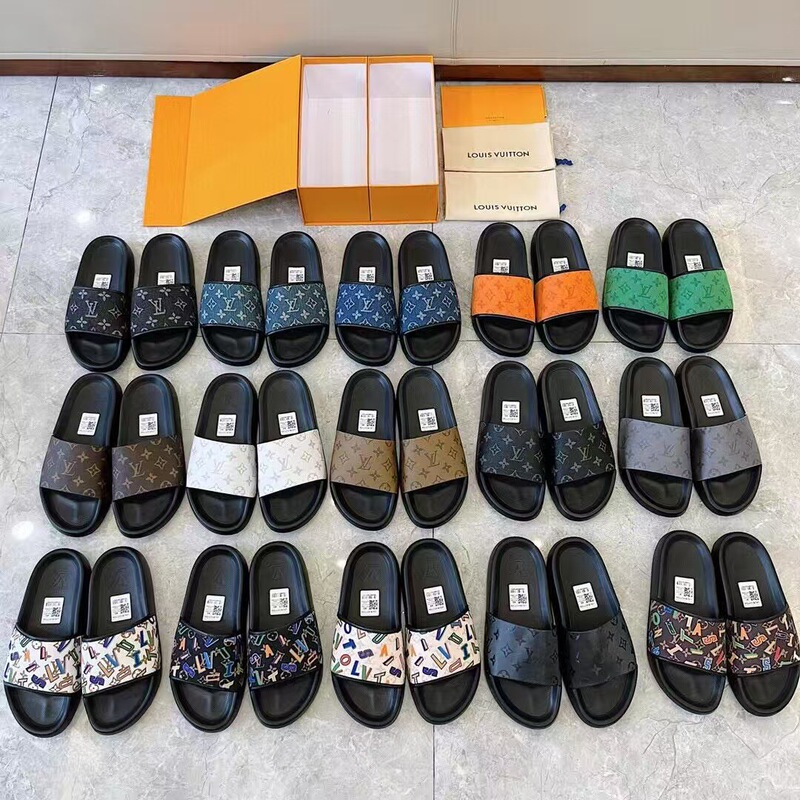 New Lv Letter Embossed Slippers for Men and Women, Summer Outdoor Wear, Fashionable, Versatile, Comfortable, Non-Slip, Flat-Soled Slippers