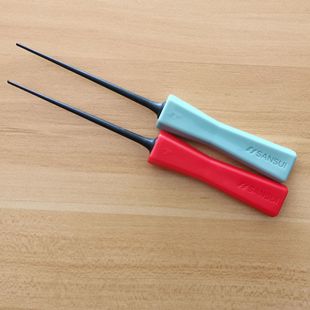 Guangdong workers wholesale pot nylon octopus small balls barbecue fish balls pick needle egg fruit fork