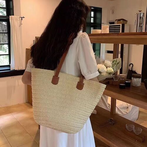 Woven straw bucket bag for women, large capacity vacation beach basket weave tote bag,commuter shopping bag