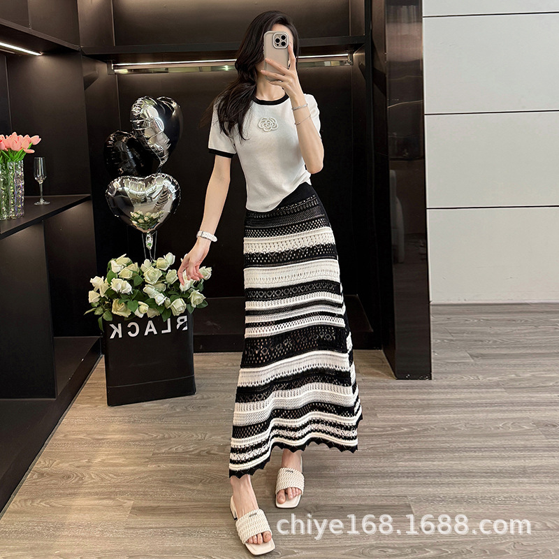 2025 Summer Casual Style Suit, Elegant Knitted Skirt, Cut Out, Cool, Comfortable, Flesh-Covering and Slimming Two-Piece Set