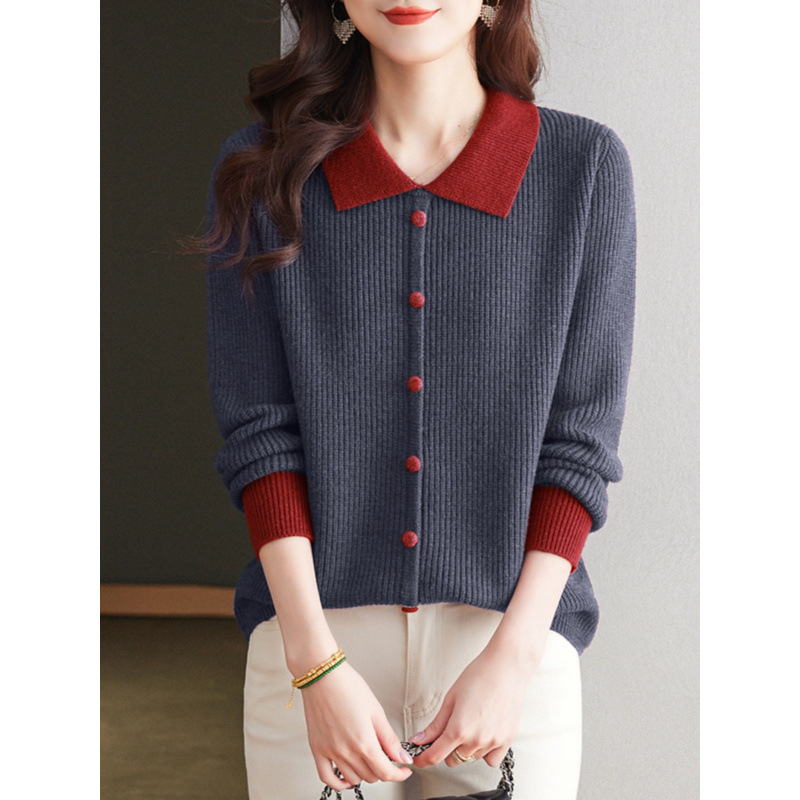 Suéter de solapa para mujeres 2025 otoño nuevo polo cuello exterior envejecimiento de madres color de punto camiseta de base superior