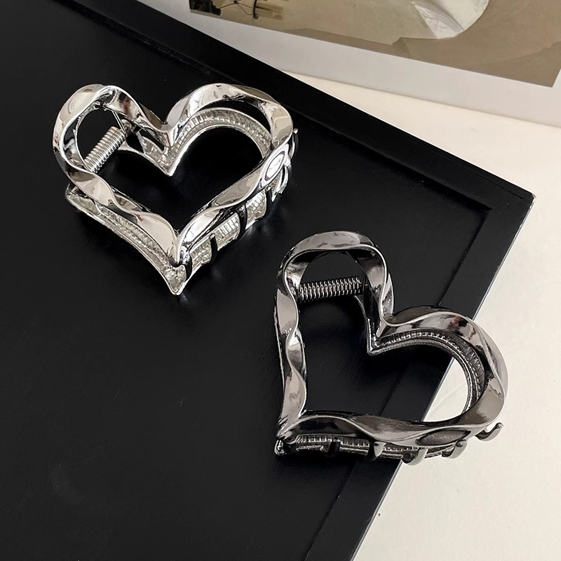 Golden en forma de corazón alta Cola de Caballo clip fijo horquilla trasera de las mujeres exquisita horquilla clip de gama alta tocado de gama alta