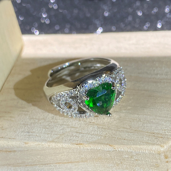 Organic antique malachite green ring emerald heart shaped with…