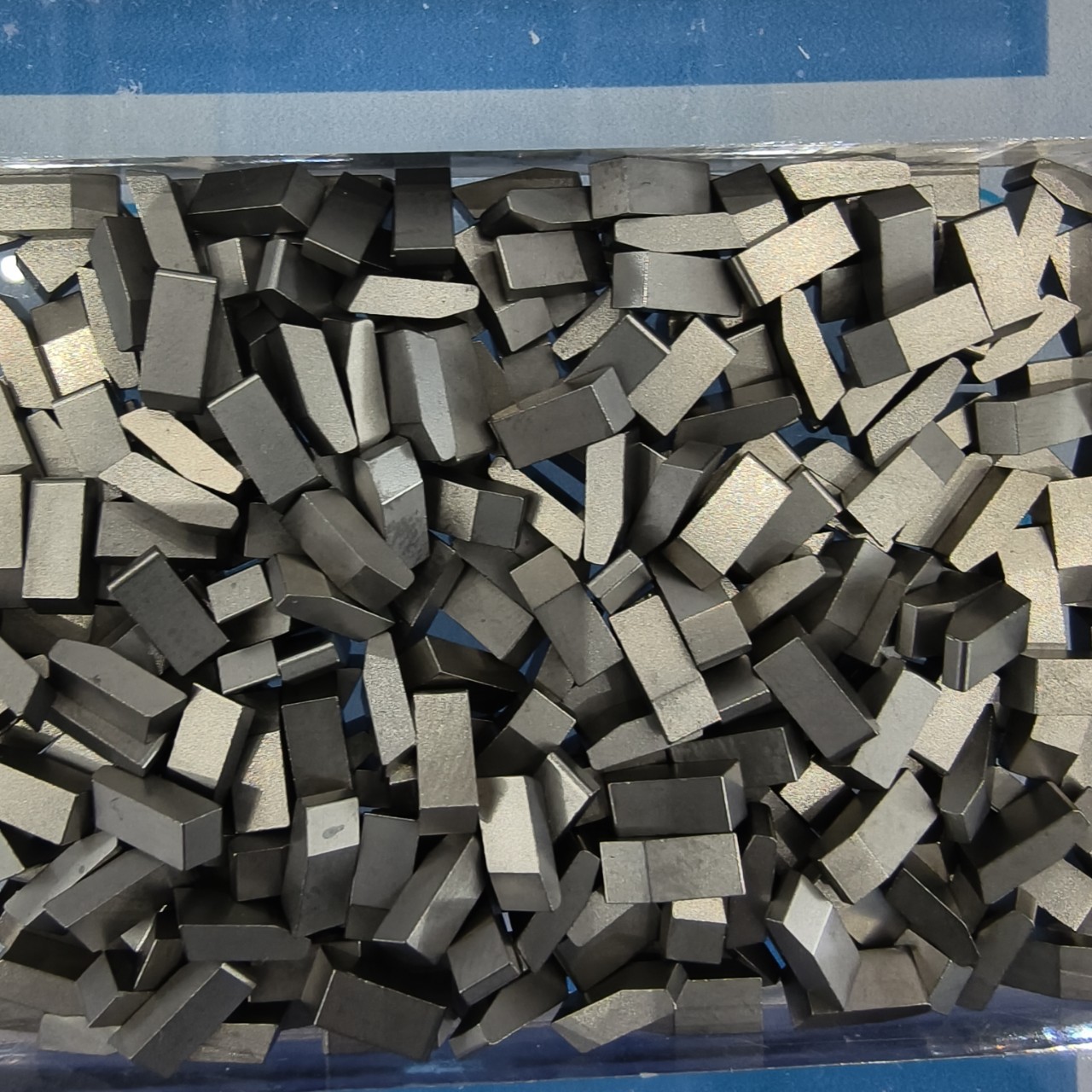 硬质合金锯齿圆锯片钨钢锯齿