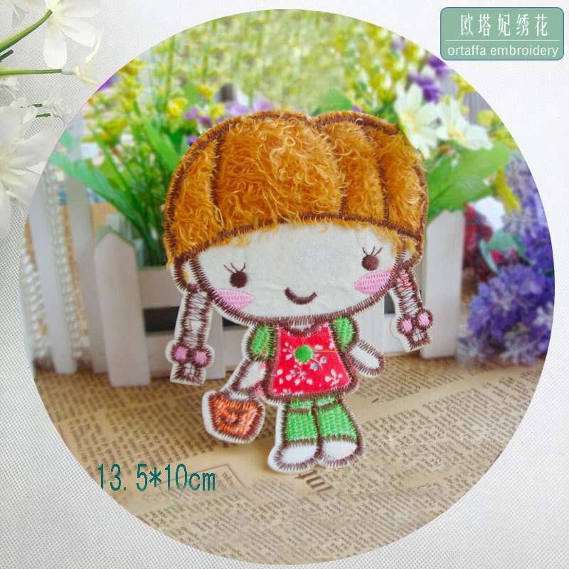 金发女孩熨烫布贴补丁贴 童装拼布绣花贴 刺绣章布贴标加工批发