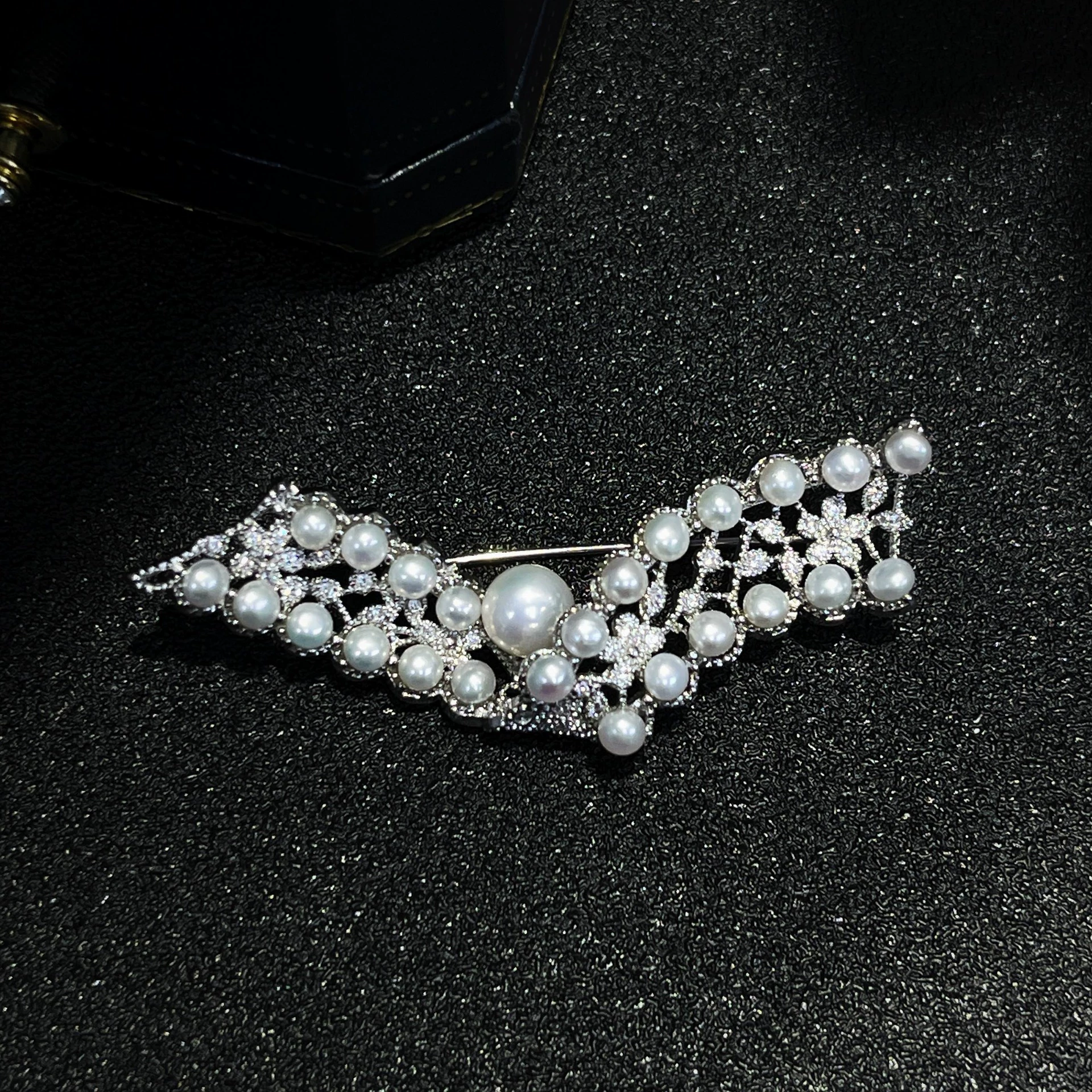 Новый темперамент пурпурной луны зимой