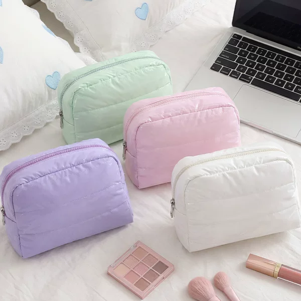 Lightweight Travel Portable down Makeup Bag, Solid Color, Simple and Versatile, Handheld Storage Bag, Multifunctional Waterproof Toiletry Bag