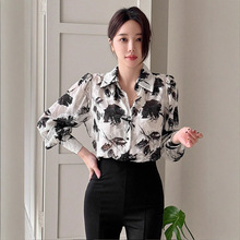 新款秋季法式复古水墨印花缎面衬衫女小众v领套头上衣衬衫女长袖