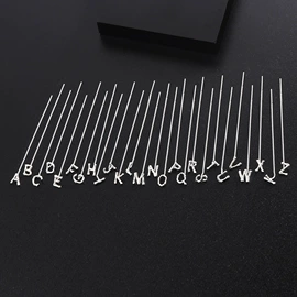 耳钉;耳环;耳坠