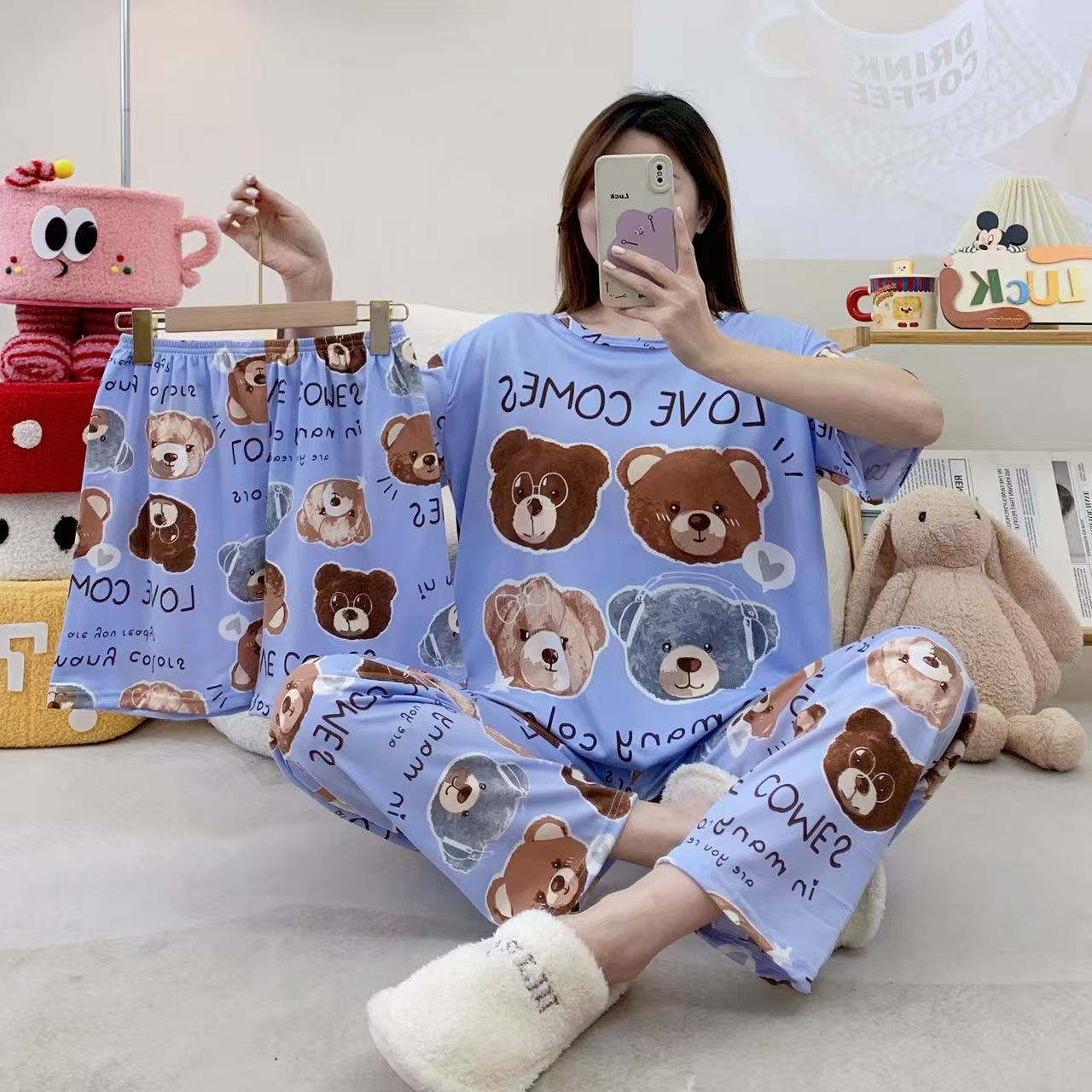 Pijamas de verano transfronterizos pijamas de leche de seda de tres piezas set de dibujos animados comercio exterior ropa para el hogar pantalones de mangas cortas lindos